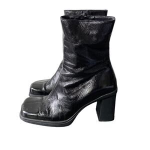 LA CANADIENNE Patent Leather Boot Women's Size 10 Black Block Heel